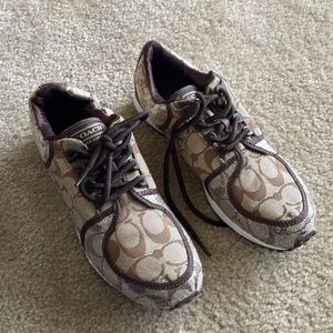 Coach tennis shoes